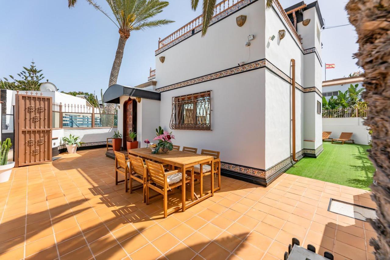 Villa Corralejo Bay Beachfront Corralejo By Holidays Home Dış mekan fotoğraf