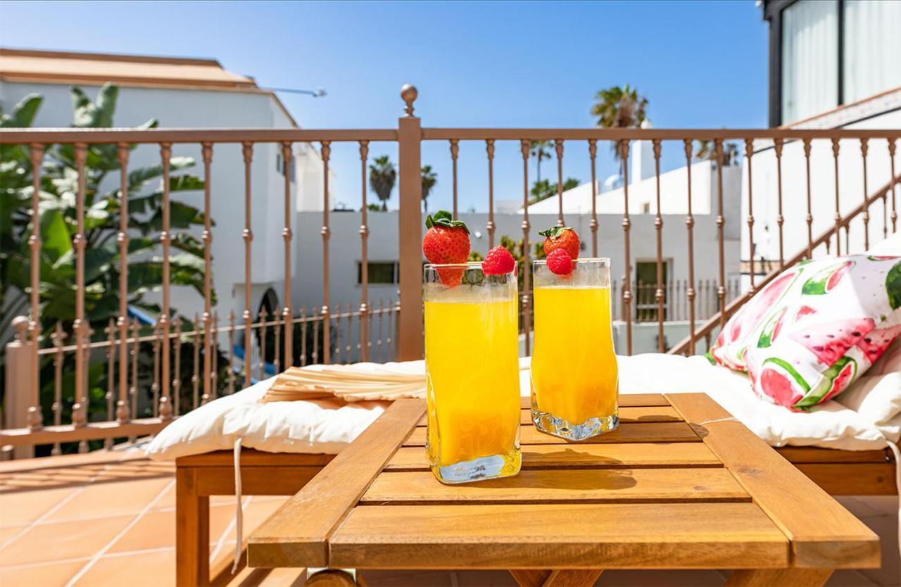 Villa Corralejo Bay Beachfront Corralejo By Holidays Home Dış mekan fotoğraf